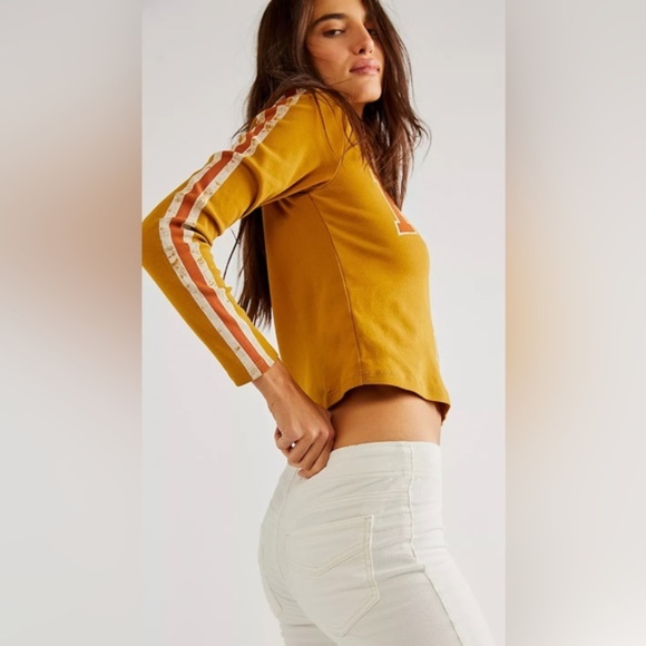 Free People Penny Pull On Flare Jeans NWT - Picture 4 of 7